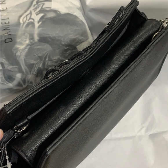 DANIELLE NICOLE GOT Daenerys Targaryen DRAGON CROSSBODY BAG! - Picture 6 of 8